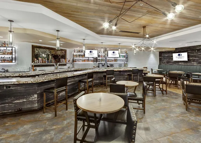 Doubletree By Hilton Wichita Airport