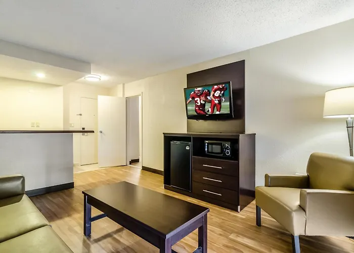 Red Roof Inn Plus+ Wichita East