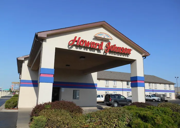 Howard Johnson By Wyndham Wichita Airport